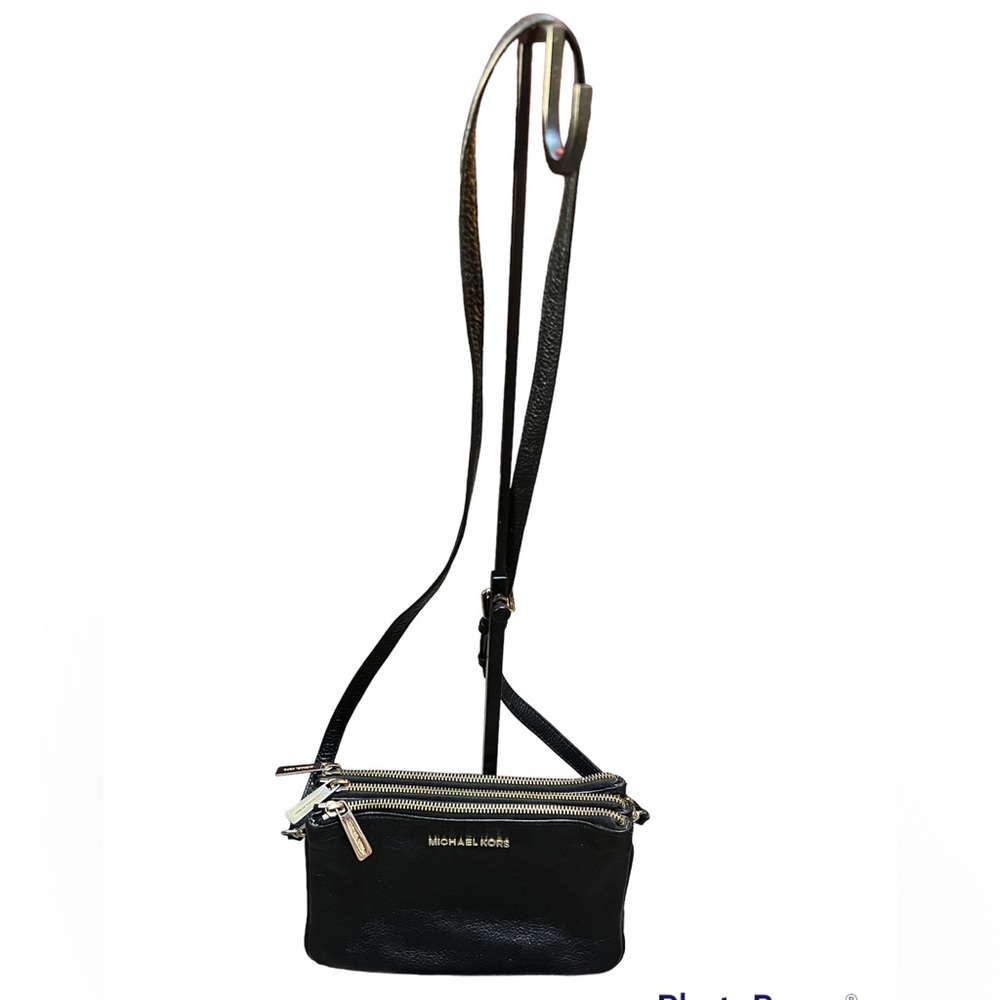 Michael Kors Bedford Triple Gusset Sling Crossbody bag in color Black